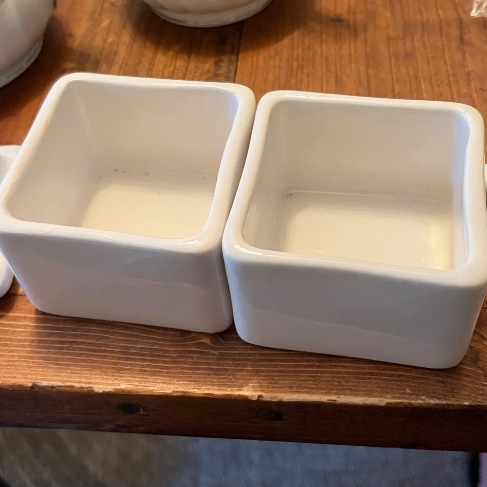 Rae Dunn Cream 'His' and 'Hers' Vases - Picture 4 of 6